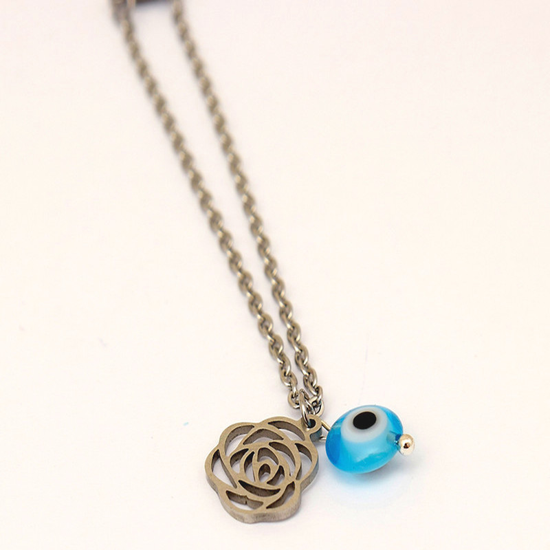 آویز ساعت زنانه مدل  GOL67