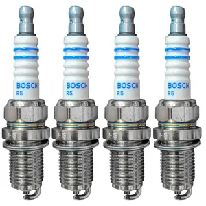 شمع خودرو بوش مدل تک پلاتین - پایه کوتاه مناسب برای پژو 206 تیپ 2 بسته 4 عددی