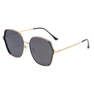 عینک آفتابی چند ضلعی زنانه مدل LS329C01-P01