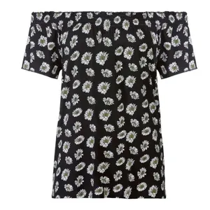 تاپ زنانه اسمارا مدل TT2200