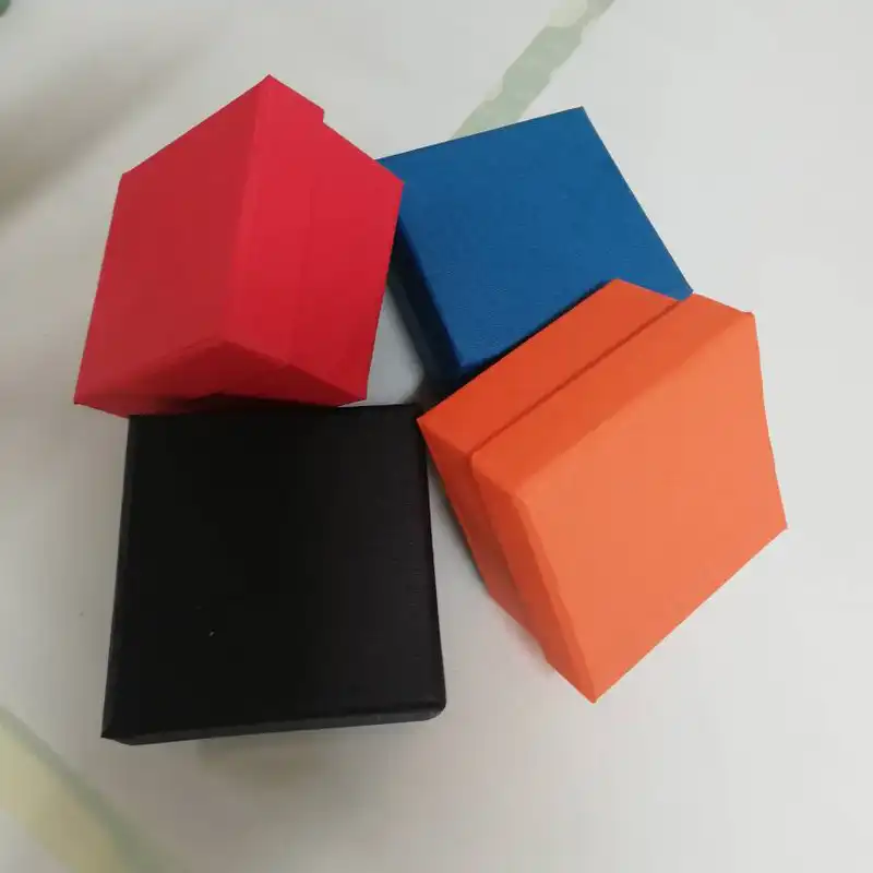 جعبه هدیه مدل مربعی بسته 250 عددی