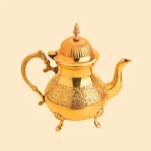 قوری برنجی مدل گلبرگ 3343