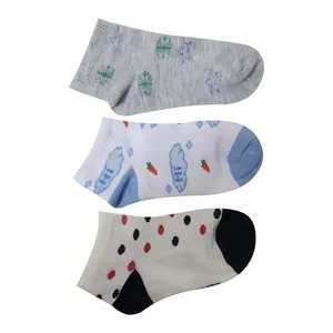 جوراب دخترانه کد 650 مجموعه 3 عددی