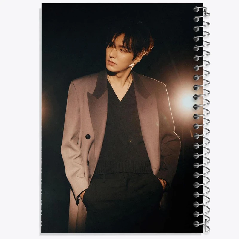 دفتر ژورنال نویسی 50 برگ خندالو مدل نقطه ای طرح لی مین هو Lee min ho کد 20887