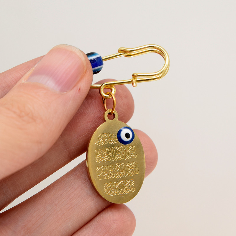 سنجاق سینه دخترانه مدل و ان یکاد چشم نظر SEE3