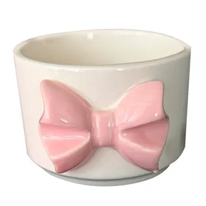 گلدان سرامیکی مدل پاپیون برجسته