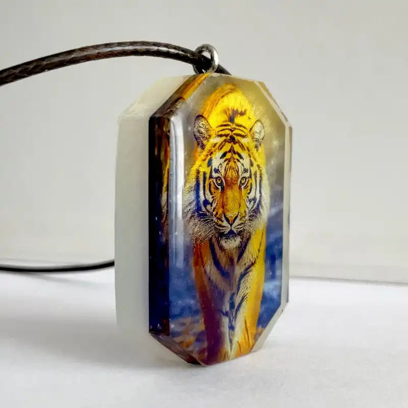 گردنبند مدل شب تاب A38