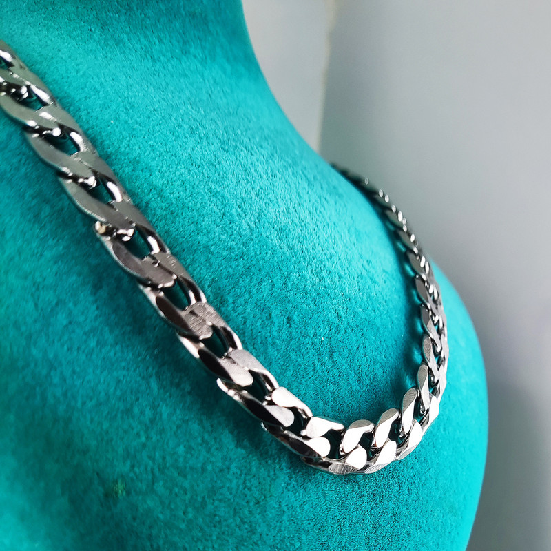 گردنبند استیل سلین کالا مدل  اسپرت طرح کارتیه COD-17