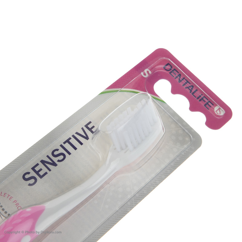 مسواک دنتالایف مدل SENSITIVE با برس نرم مسواک دنتالایف مدل SENSITIVE با برس نرم