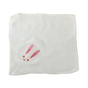 حوله دستی نوزاد طرح خرگوش کد 13970