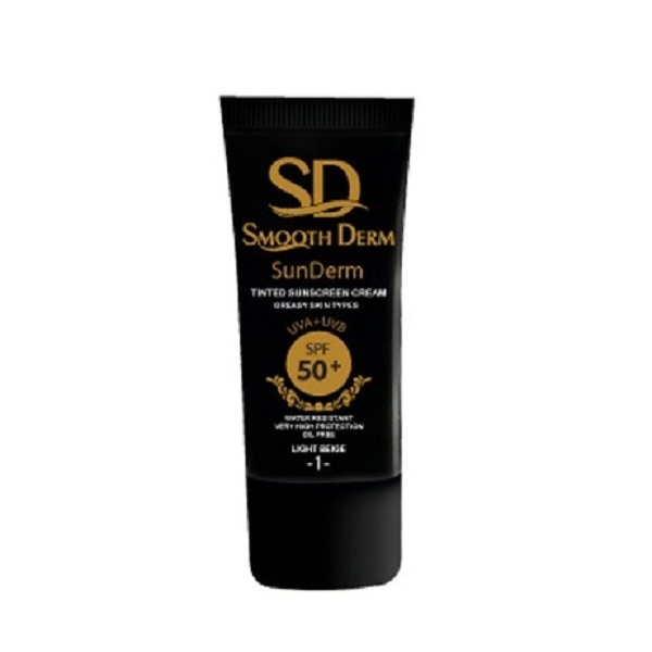 کرم ضدآفتاب بی رنگ اسموت درم SPF50 مدل DS محافظ UVA و UVB مناسب پوست معمولی و خشک حجم 40 میلی لیتر