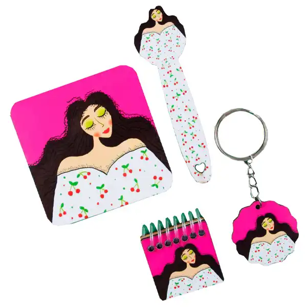 بسته لوازم تحریر طرح دختر گیلاسی مجموعه 4 عددی