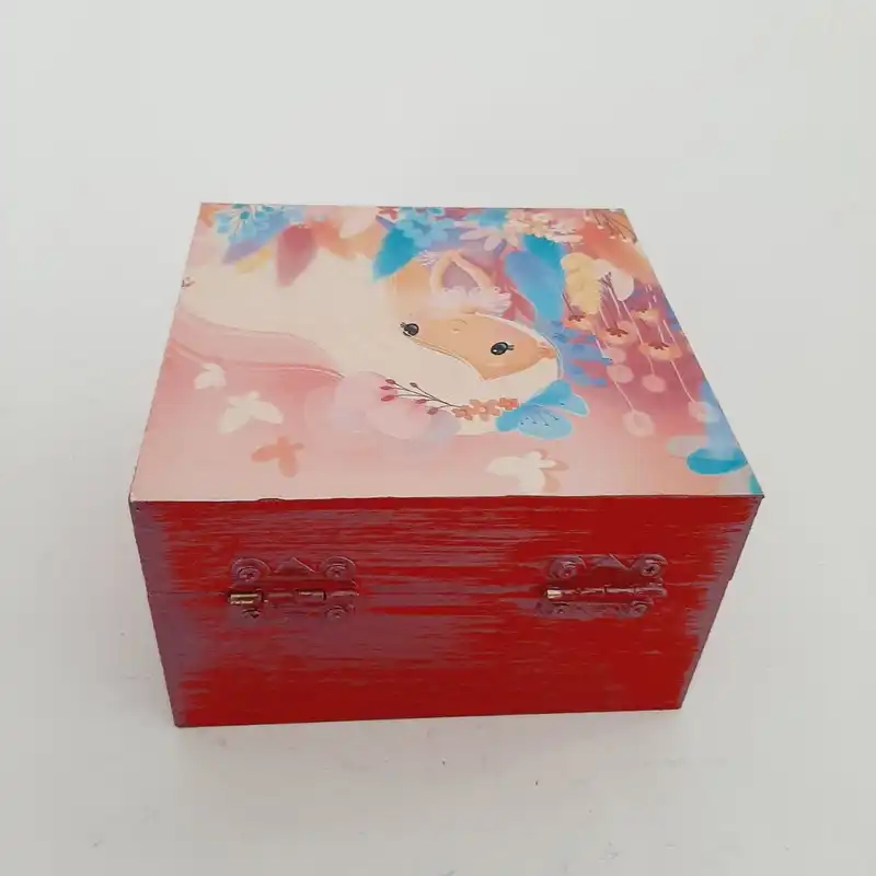 جعبه هدیه چوبی مدل فانتزی طرح دختر رویایی کد SB30