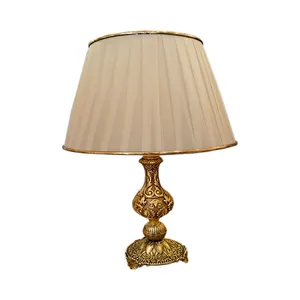 آباژور رومیزی مدل LAA10004