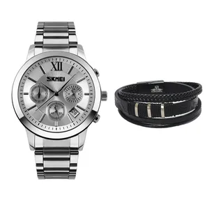 ساعت مچی عقربه‌ای کوارتز مردانه اسکمی مدل 9097SI به همراه دستبند