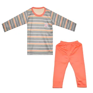 ست سویشرت و شلوار دخترانه مدل داخل خز دار طرح رنگین کمان 