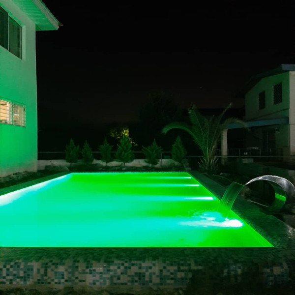 چراغ استخری 54 وات ایمکس مدل فلت فول کالر کد 54RRRGB