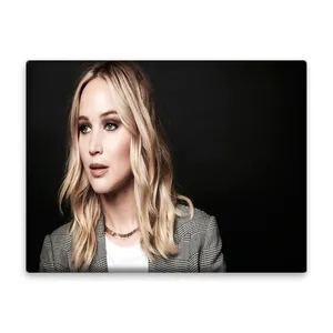 کاشی اطلس آبی طرح بازیگر جنیفر لارنس مدل L6450