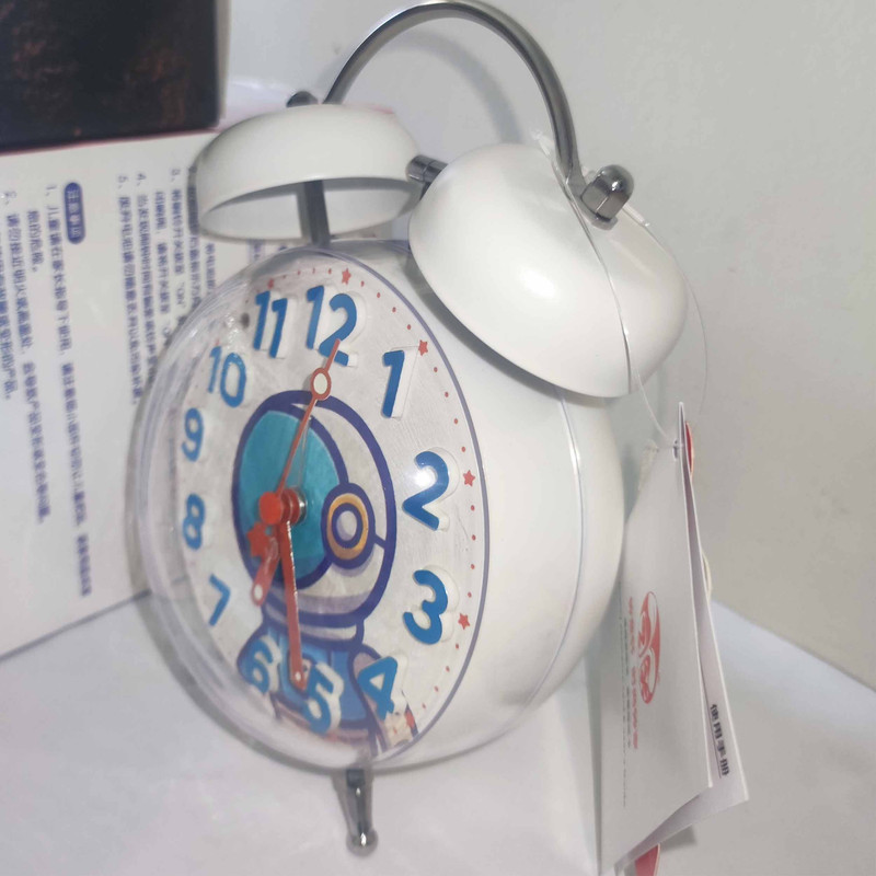 ساعت رومیزی ژونگ یی ژوان مدل زنگ دار طرح فضانورد کد 04