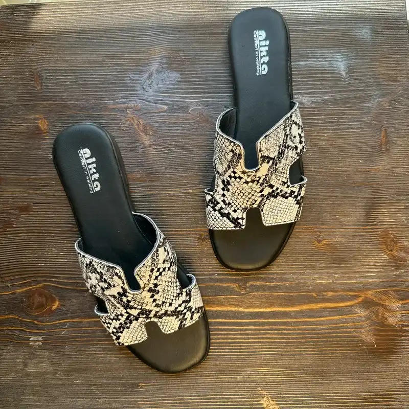 صندل زنانه نیکتا مدل ماریو رنگ مشکی