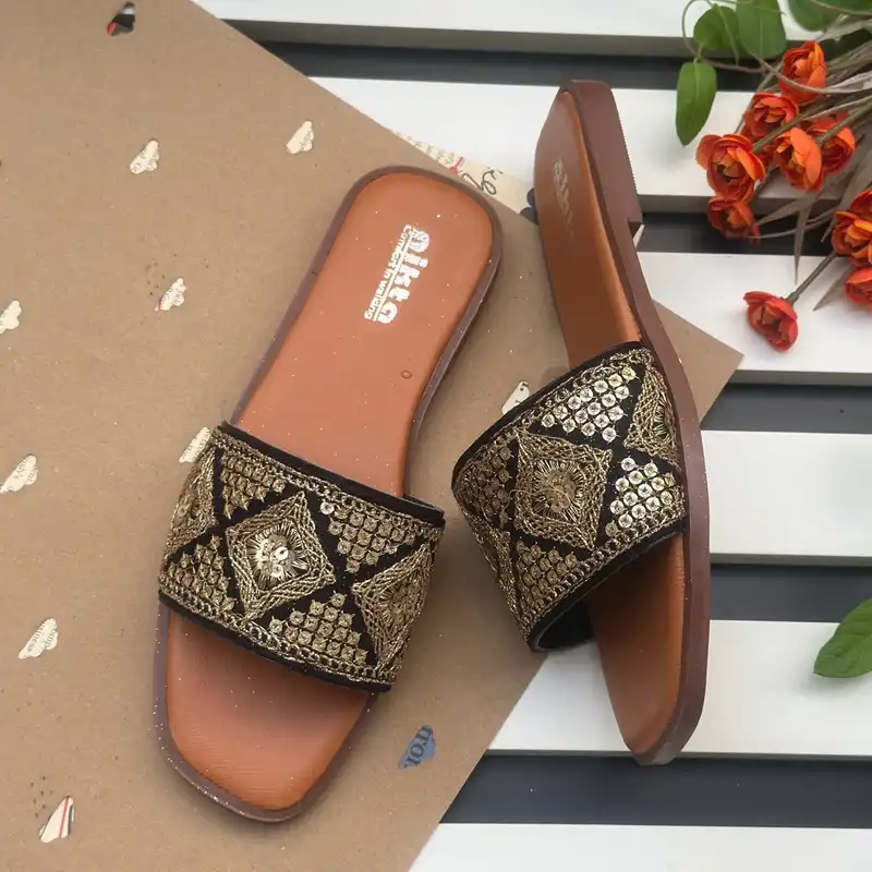 صندل زنانه نیکتا مدل بندری