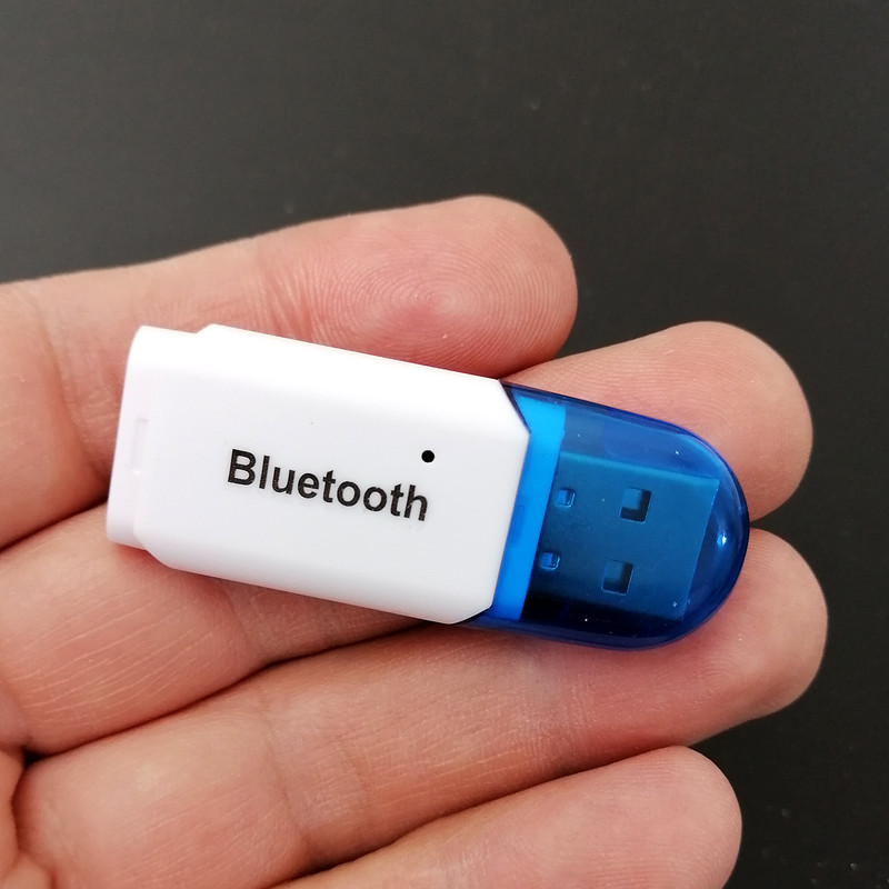 دانگل بلوتوث مدل BLU کد 024