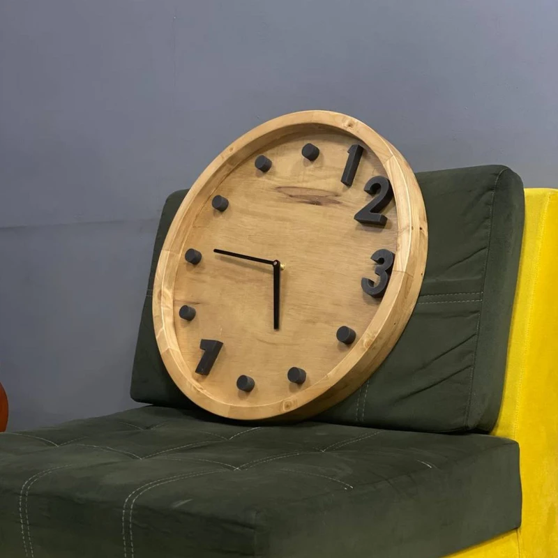 عکس شماره 2 : ساعت دیواری چوبی مدل ارغوان