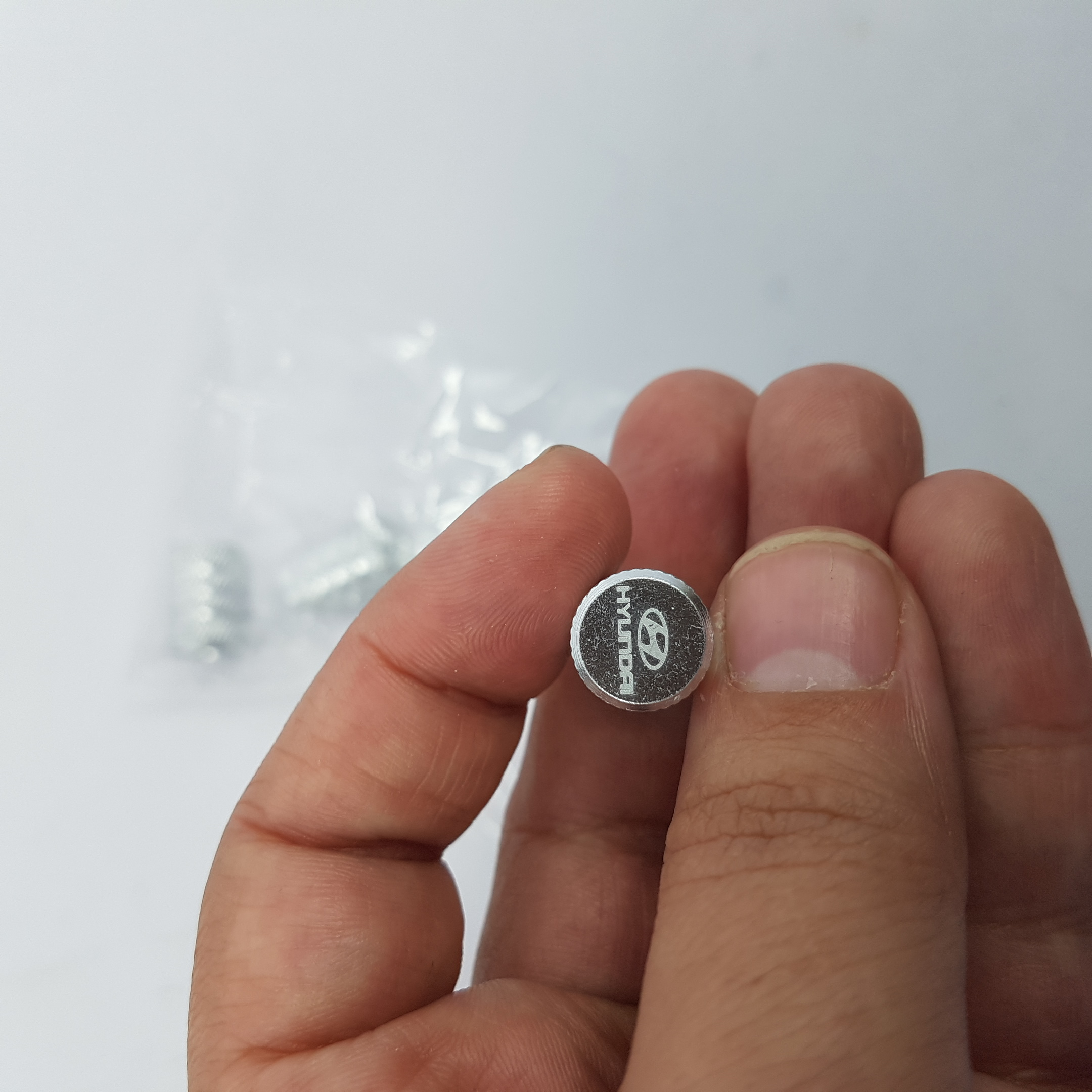 سروالف خودرو  هیوندای کد Hundai2L-Sil2025 مجموعه 4 عددی