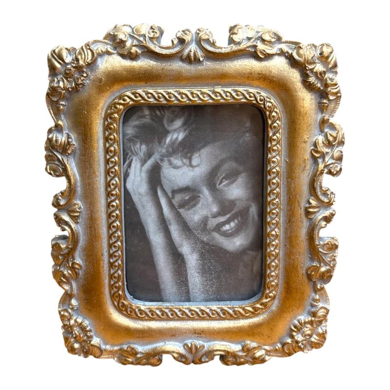 قای عکس مدل ۳۰۲۴ سایز ۹*۶ سانتی متر