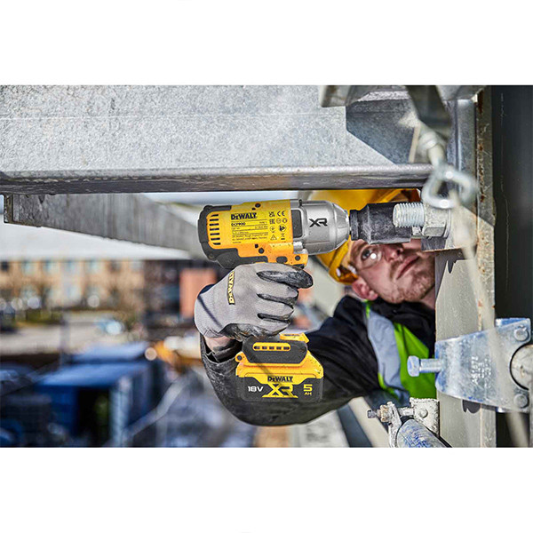 آچار بکس شارژی دیوالت مدل DCF900P2 آچار بکس شارژی دیوالت مدل DCF900P2