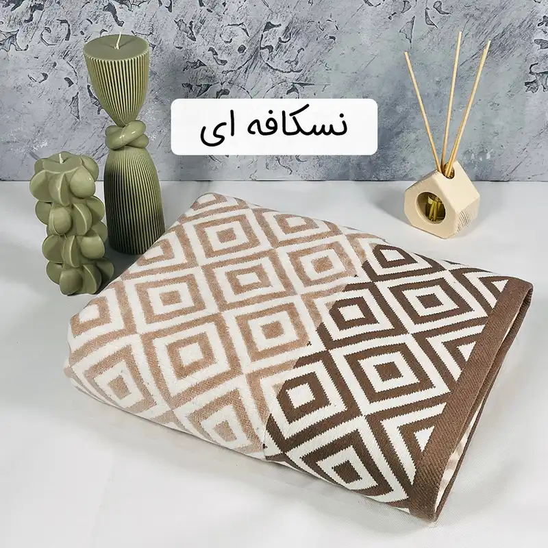 حوله حمام آذرریس طرح فلورین سایز 100×165 سانتی متر