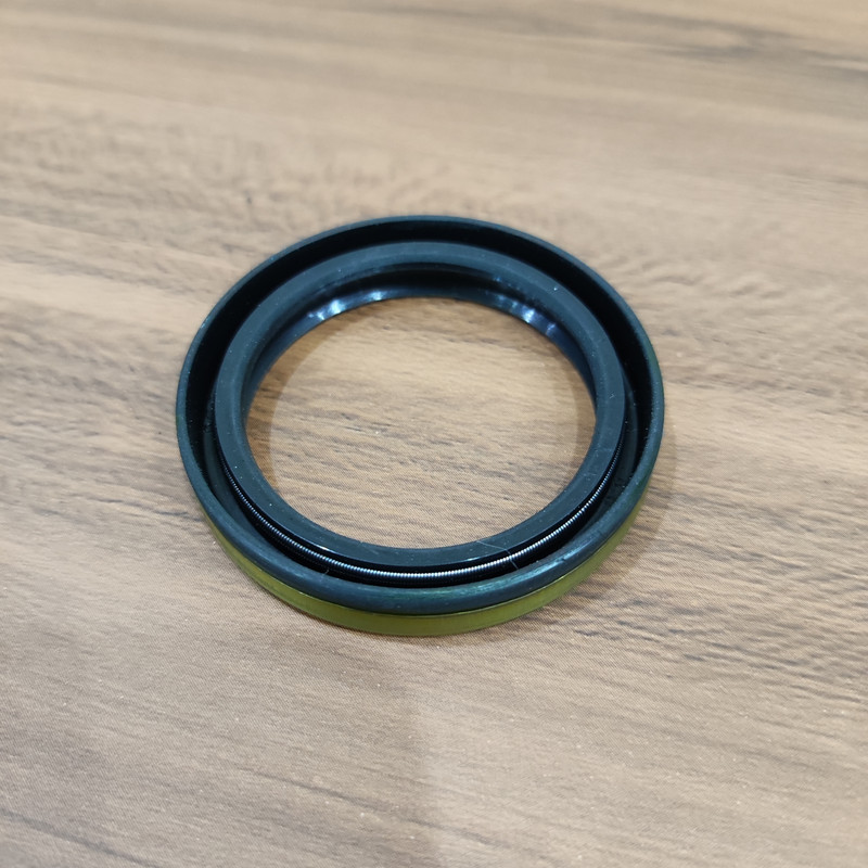 کاسه نمد چرخ عقب کد BARAN_02 مناسب برای پراید بسته 2 عددی