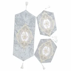 ست رومیزی 3 تکه مدل مخمل دانتل
