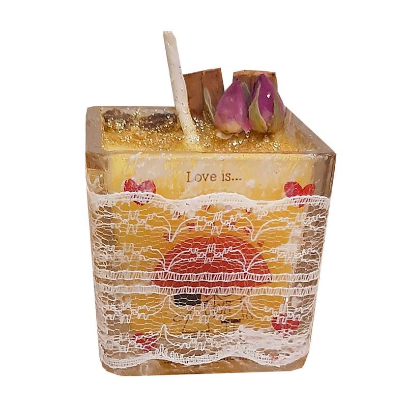 شمع لیوانی مدل عطری 066