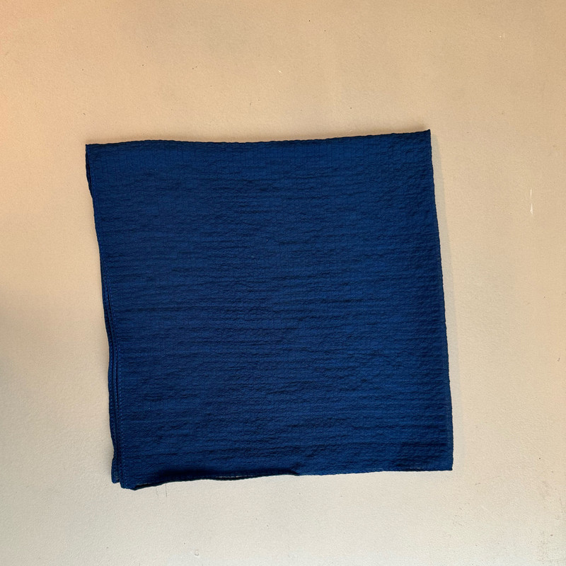 روسری نخ زنانه مدل مینی اسکارف نخی ساده کد 3 با طول و عرض 65x65 سانتی‌متر