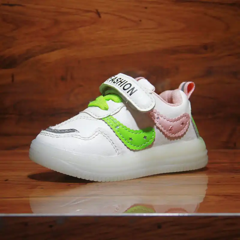 کفش پیاده روی بچگانه مدل ستاره ای کد Ba 112