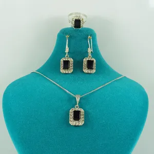 نیم ست نقره زنانه سلین کالا مدل عقیق ce-s-aghigh