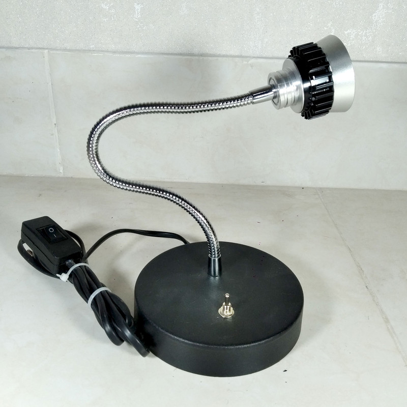 چراغ مطالعه مدل خرطومی 113/111 کد HB