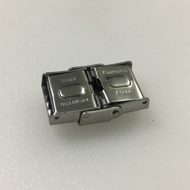 یراق قفل دستبند کد 12mm یراق قفل دستبند کد 12mm