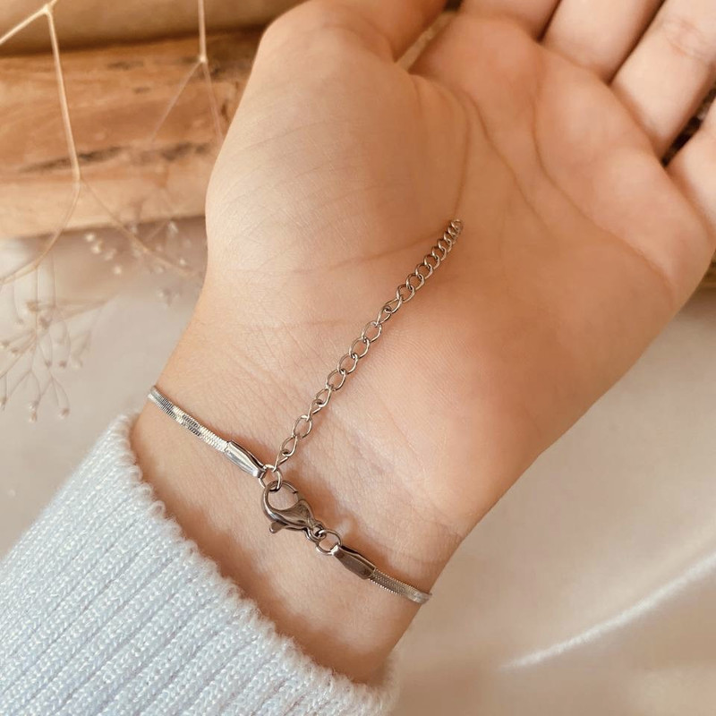 دستبند زنانه مدل هرینگبون snake کد DN2