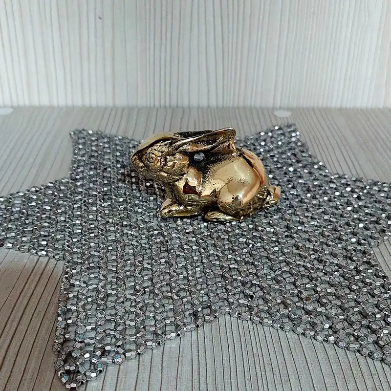 مجسمه برنجی مدل خرگوش