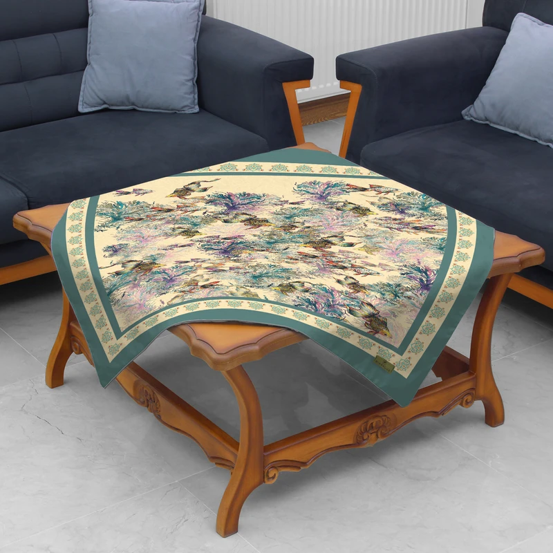 رومیزی ریحانلوکس مدل ماهی کد RH111 سایز 97x97 سانتی‌متر