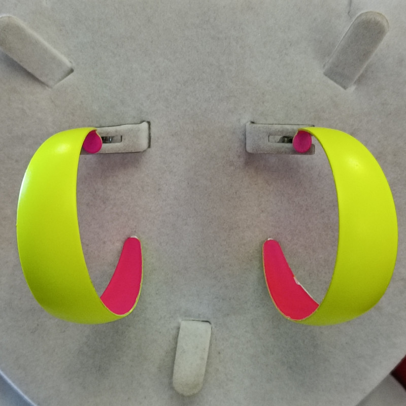 گوشواره زنانه مدل هلال عروسکی