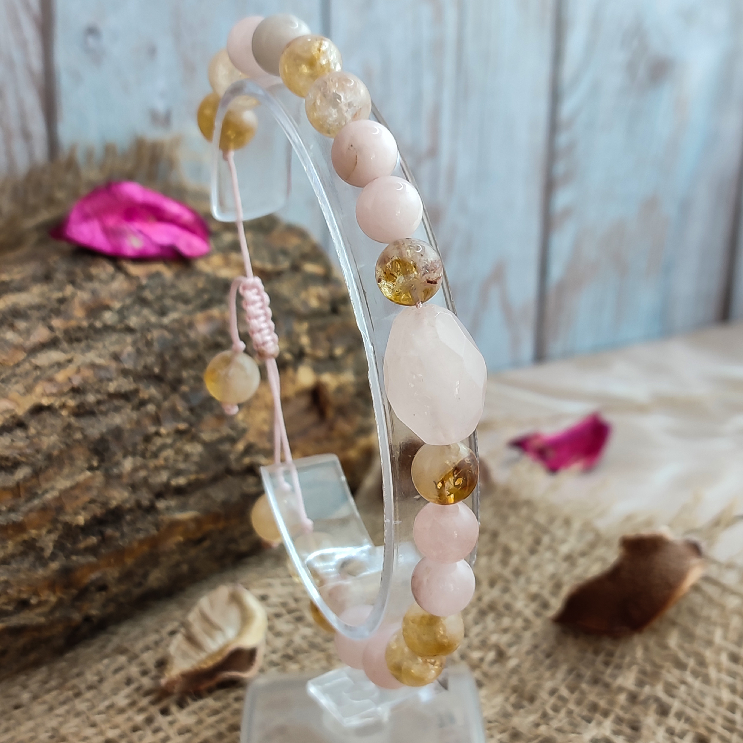 دستبند زنانه مدل کوارتز و سیترین طبیعی 324 دستبند زنانه مدل کوارتز و سیترین طبیعی 324