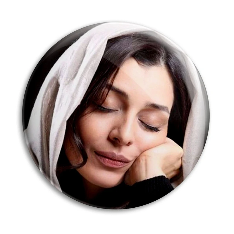 مگنت پرمانه طرح ساره بیات کد pmag.28225