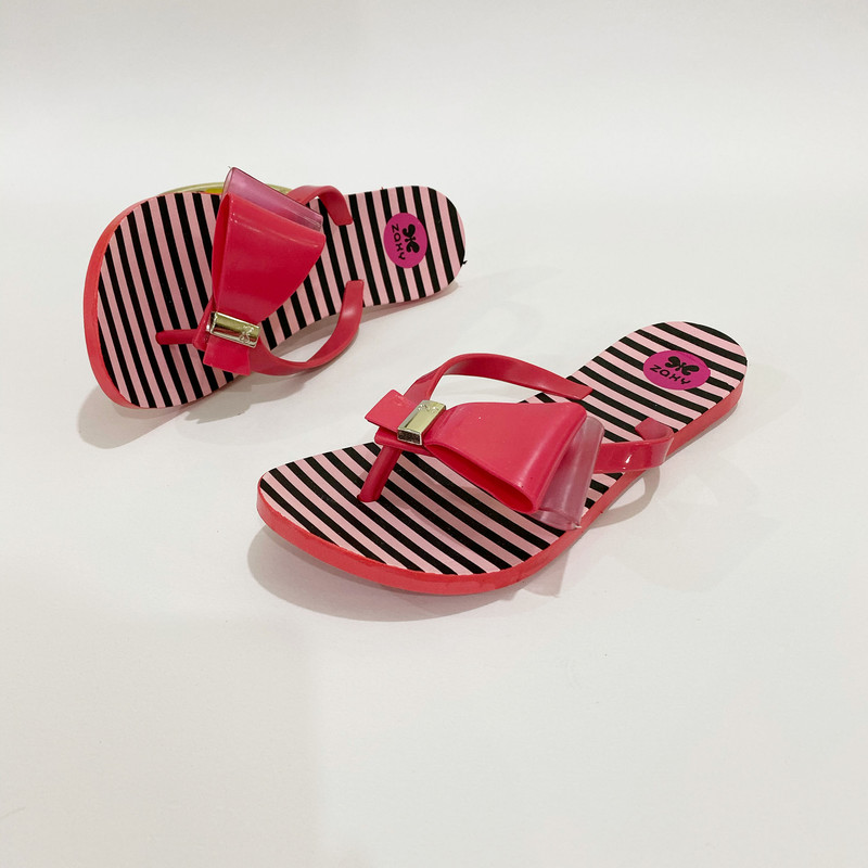 دمپایی لاانگشتی زنانه شهپر مدل P1-parvane-DPK