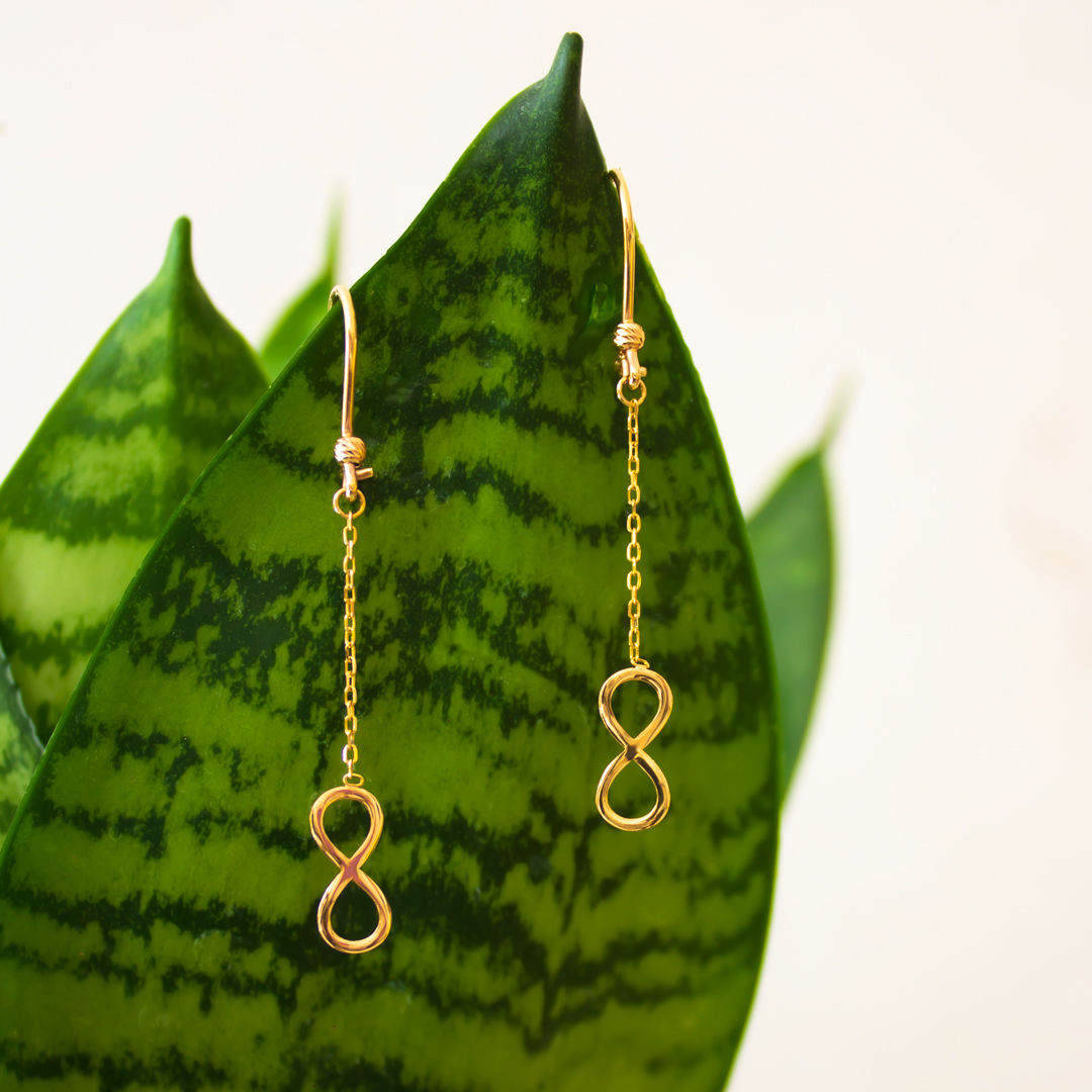 گوشواره طلا 18 عیار زنانه مدل بینهایت F0004