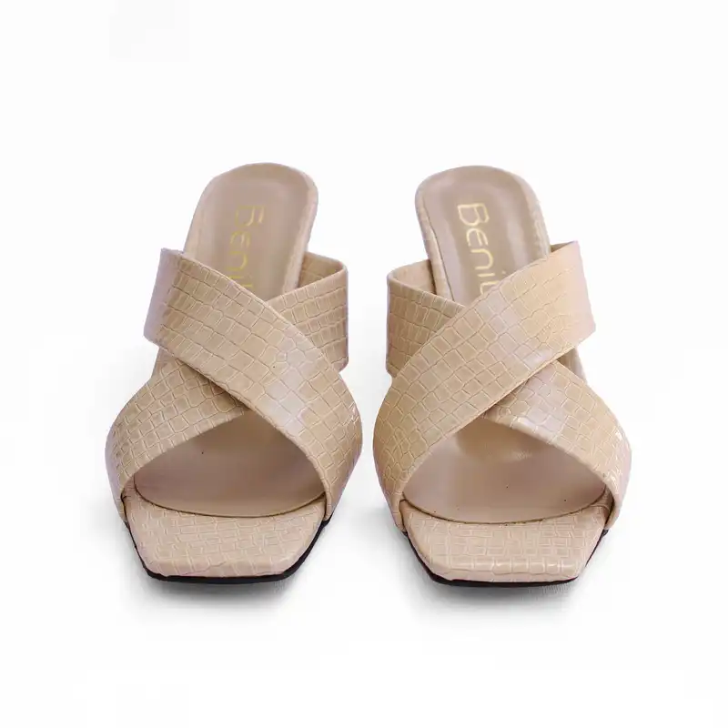 صندل زنانه مدل لیوسا کد M887655R07