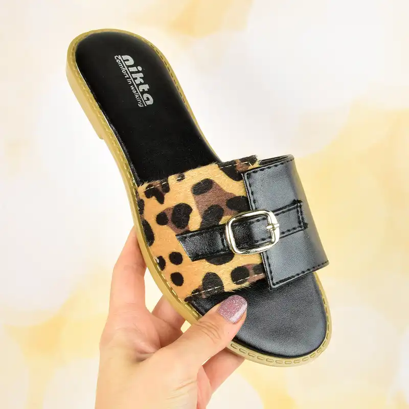 صندل زنانه نیکتا مدل پلنگی سگکی BK.4030