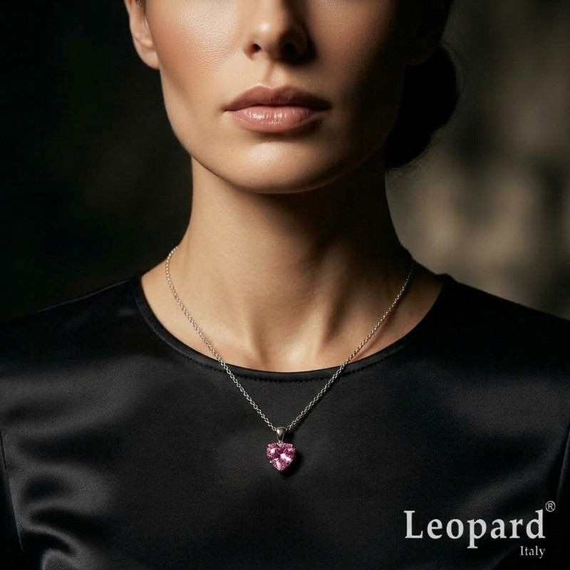 گردنبند زنانه لئوپارد مدل قلب کریستالی کد LPCNL.1515pink